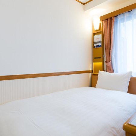 Toyoko Inn Himeji Eki Shinkansen Minami Guchi Exterior foto